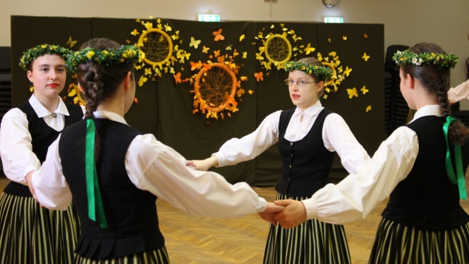 Spēlēju dancoju