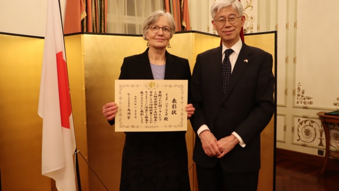 Japānas vēstnieks Latvijā Jasuši Takase un VISC Starptautisko projektu nodaļas vadītāja Inta Baranovska