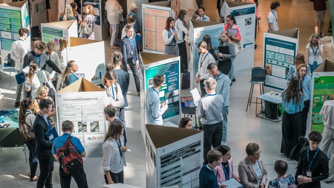 Darbu prezentēšana Latvijas Universitātes Akadēmiskajā centrā 