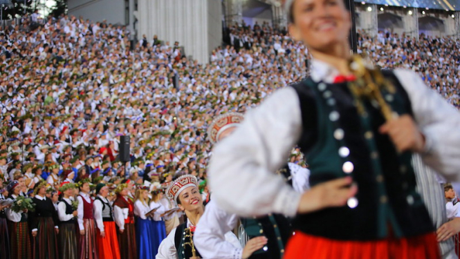 Dziesmu un deju svētki