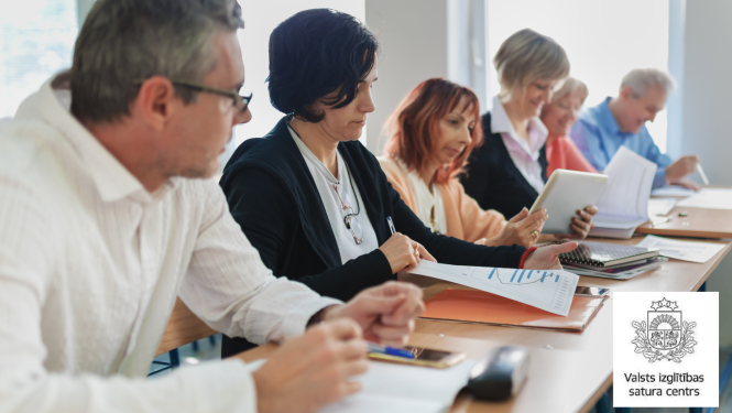 Cilvēki mācās, ilustratīvs attēls, Valsts izglītības satura centra logo