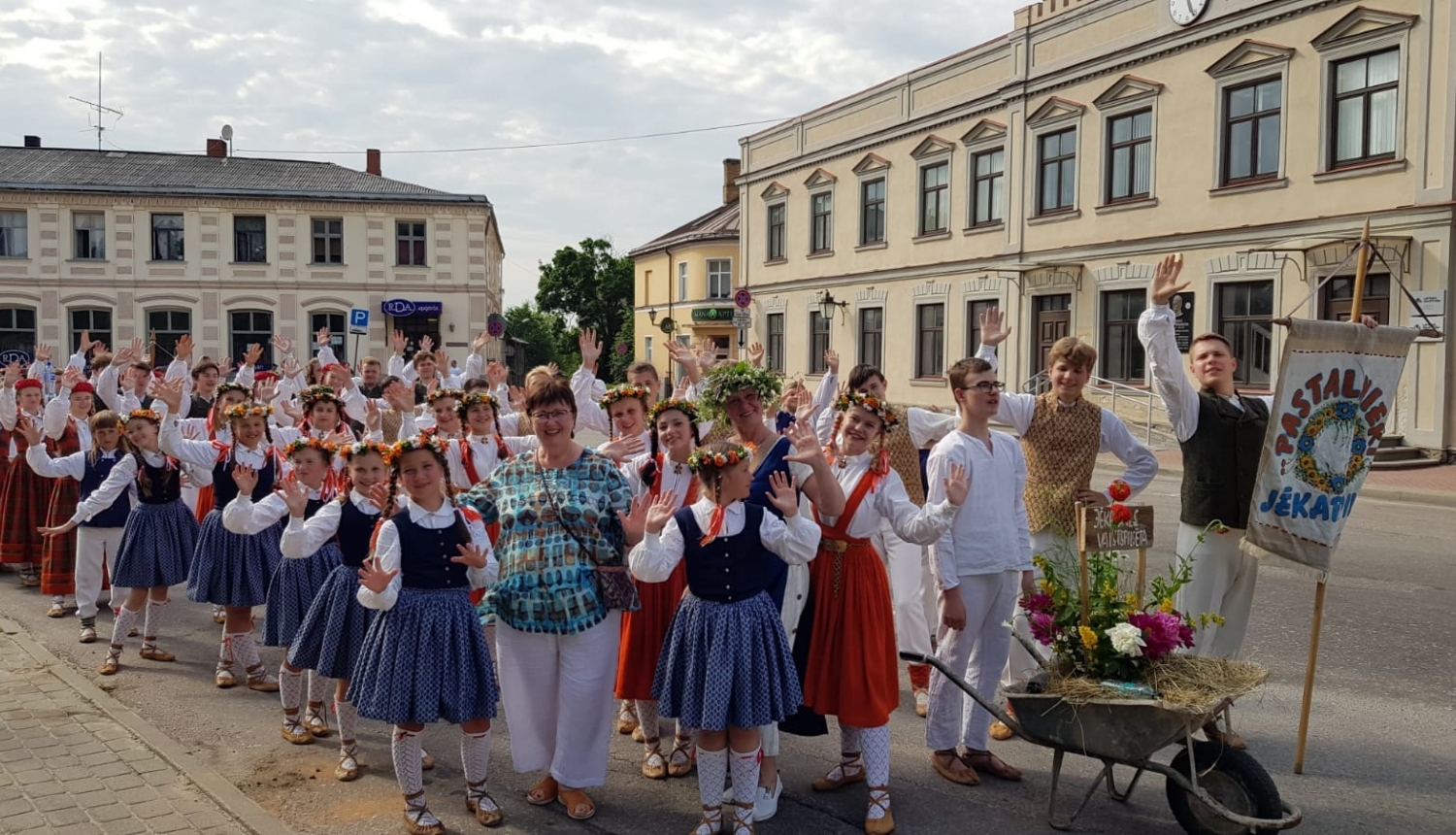 Latvju bērni danci veda 2022